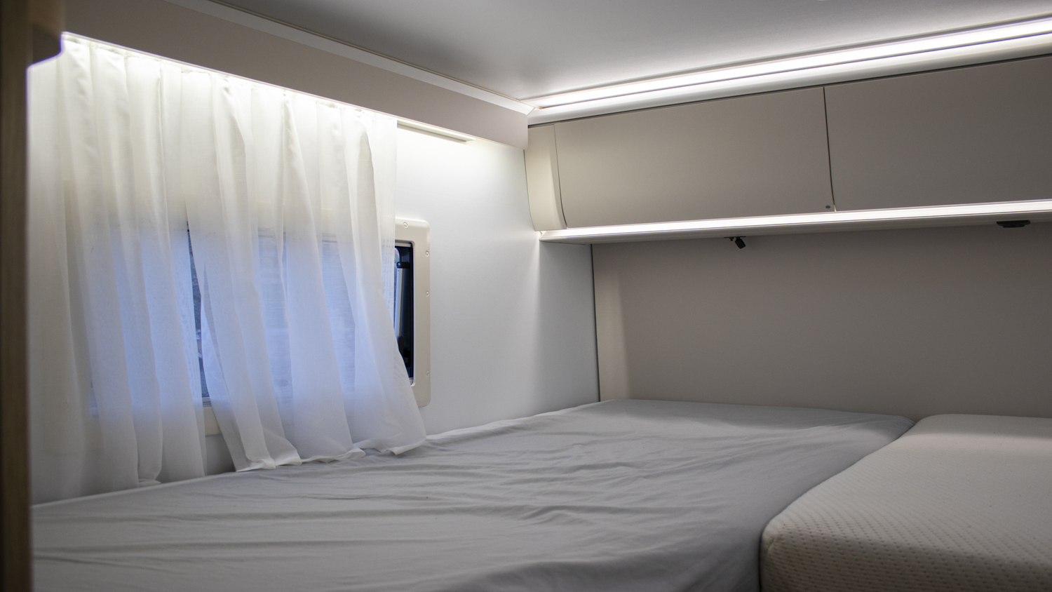 Adria Coral XL 660SL - Imagen 14