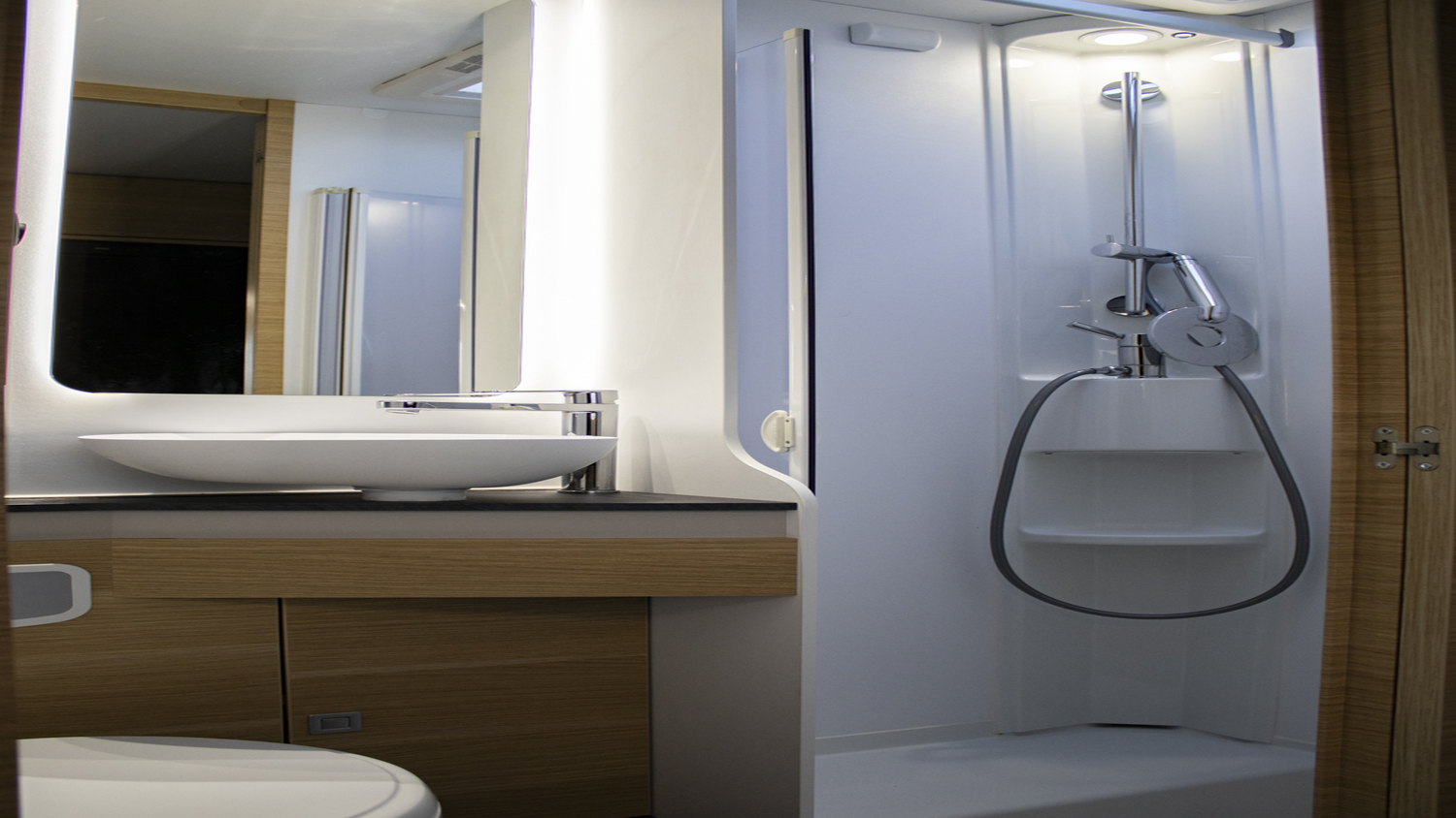 Adria Coral XL 660SL - Imagen 17
