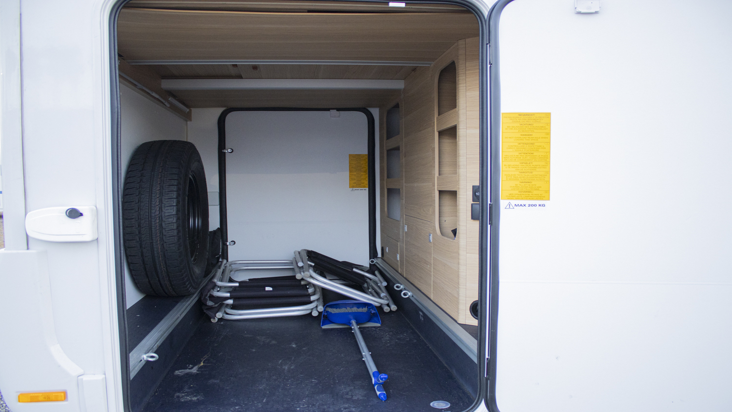 Adria Coral XL 660SL - Imagen 25