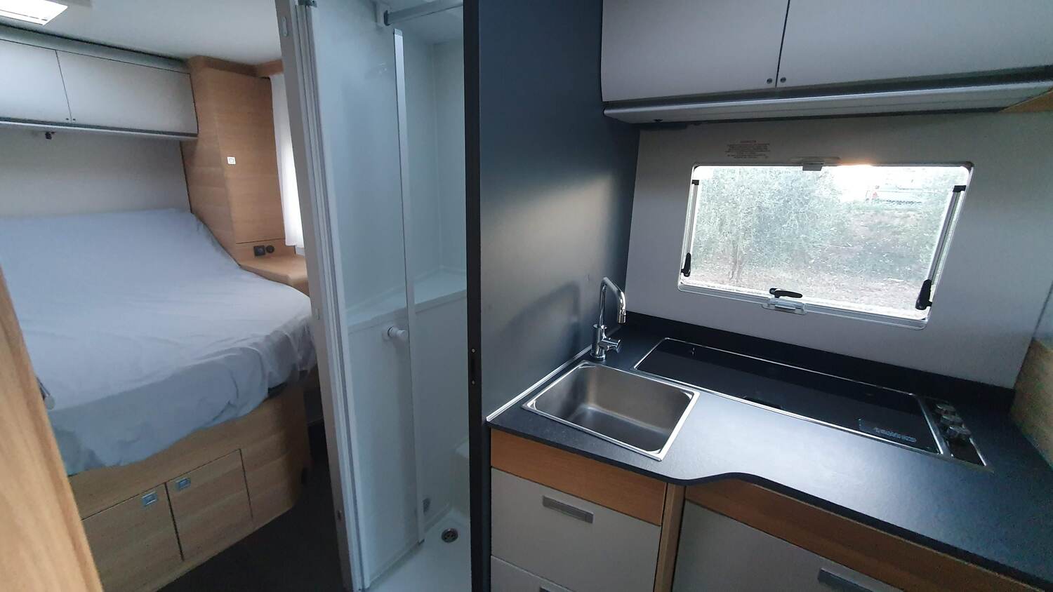 Adria Matrix Axess 670SC - Imagen 10
