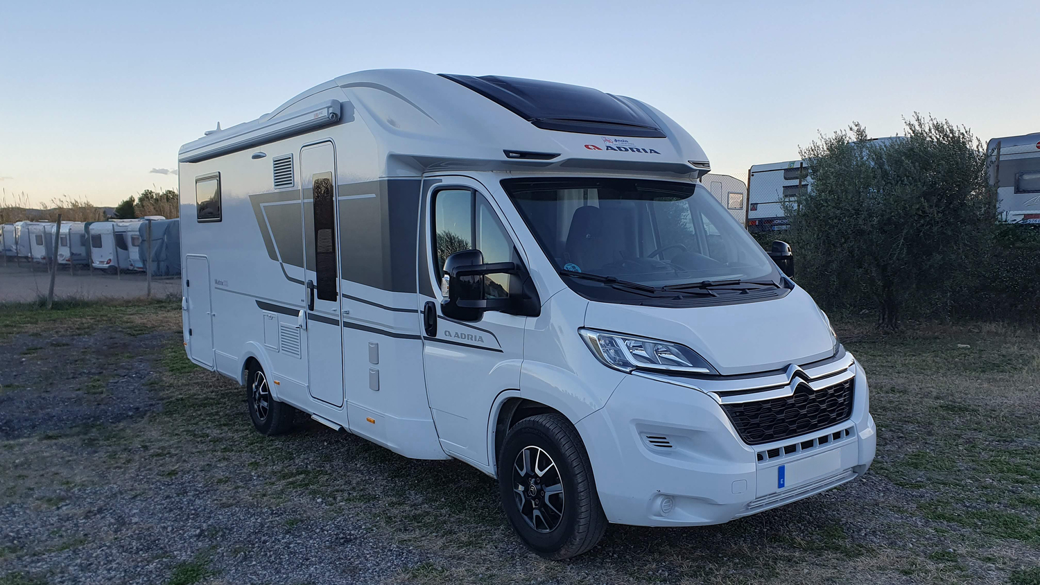 Adria Matrix Axess 670SC - Imagen 2